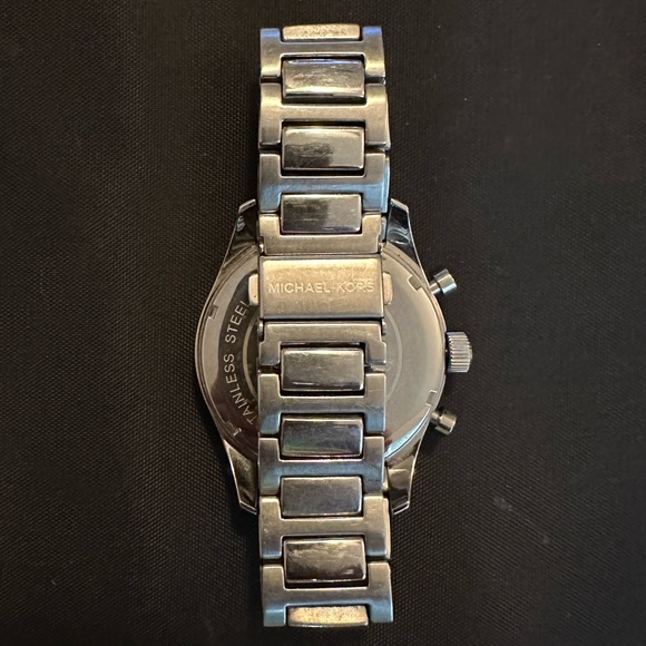 Michael Kors Mens Silver 8036 - Picture 2 of 2